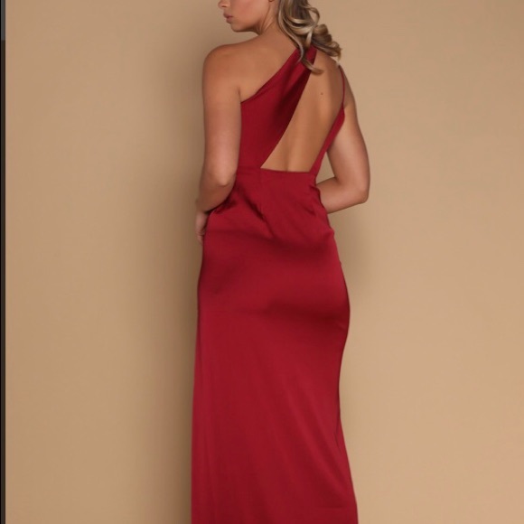 Evening dress - Picture 2 of 2